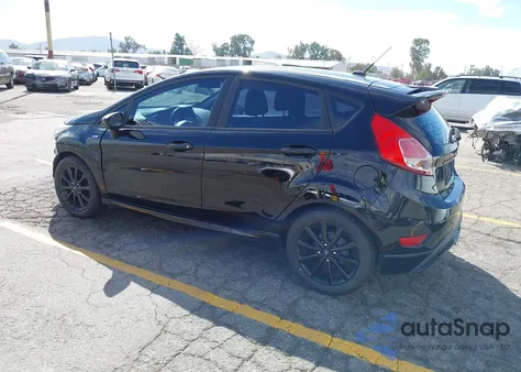 2019 Ford Fiesta St Line z USA, uszkodzony, nr VIN 3FADP4DJ3KM127578
